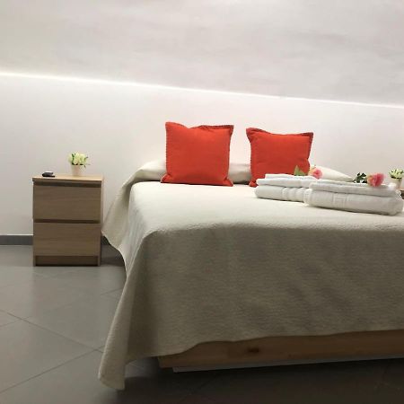 Il Porto Sicuro Apartment Bari Bagian luar foto