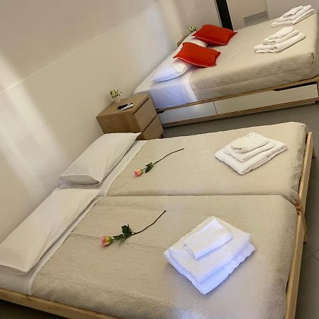 Il Porto Sicuro Apartment Bari Bagian luar foto