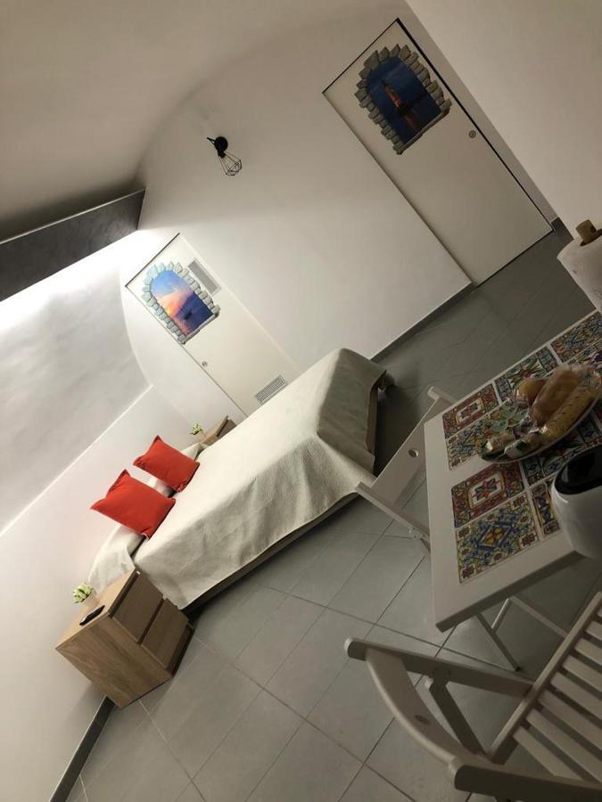 Il Porto Sicuro Apartment Bari Bagian luar foto